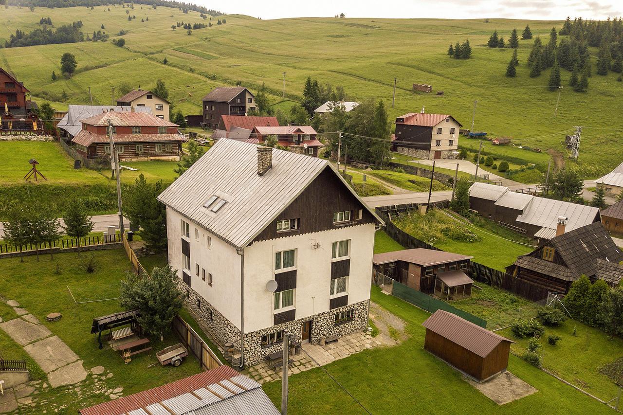 Guesthouse Cyprian Ždiar Exterior foto